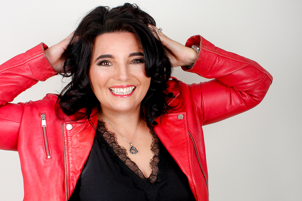 Fotoshoot inclusief visagie en hairstyling en kleding